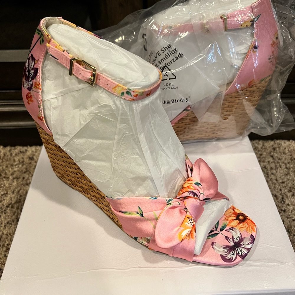 Jessica Simpson Delilah